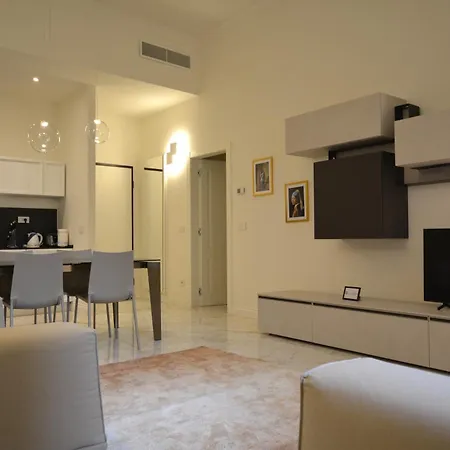 Duomo Luxury Apartment